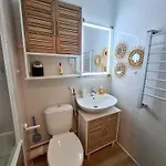 Apartament La Fregate Port Camargue - Proche Plage, Parking, Wifi, Velos